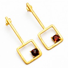 Handmade Designer Red Garnet Round Shape Gemstone Gold Plated Stud Earrings