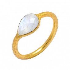 Pear Shape Rainbow Moonstone 925 Sterling Silver Gold Plated Ring Jewelry