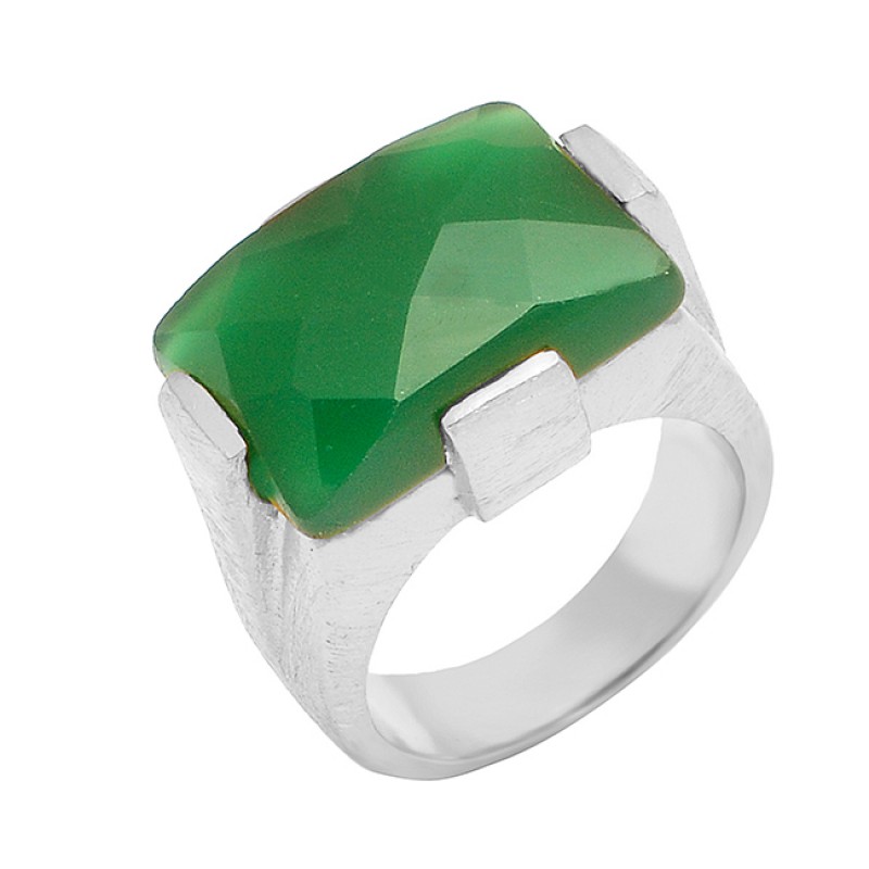 Green Onyx Rectangle Shape Gemstone 925 Silver Gold Plated Fashionable Ring
