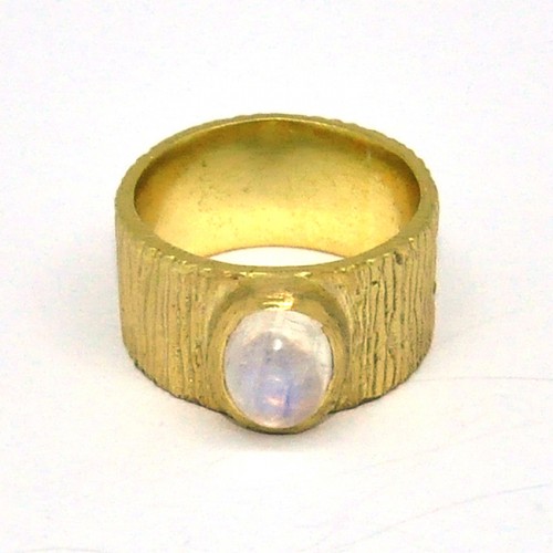 Oval Cabochon Rainbow Moonstone 925 Sterling Silver Gold Plated Ring Jewelry