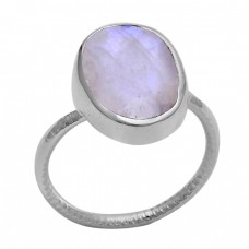 Oval Shape Rainbow Moonstone 925 Sterling Solid Silver Ring Jewelry