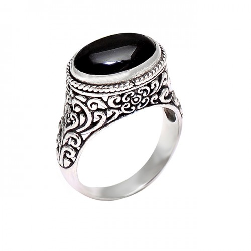 Attractive Design Black Onyx Oval Cabochon Gemstone 925 Sterling Silver Ring Jewelry